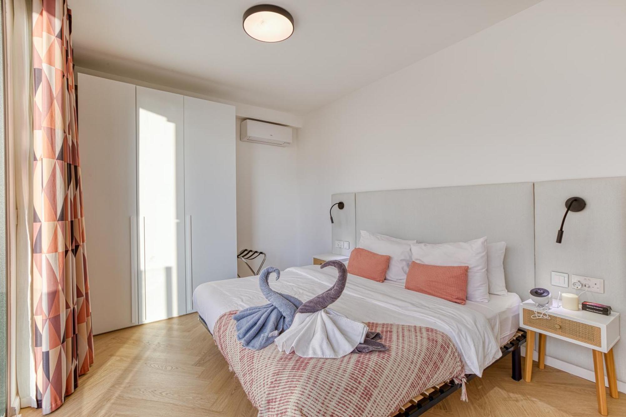 Mainstreet Designer 12 With Shared Rooftop Pool And Bbq *