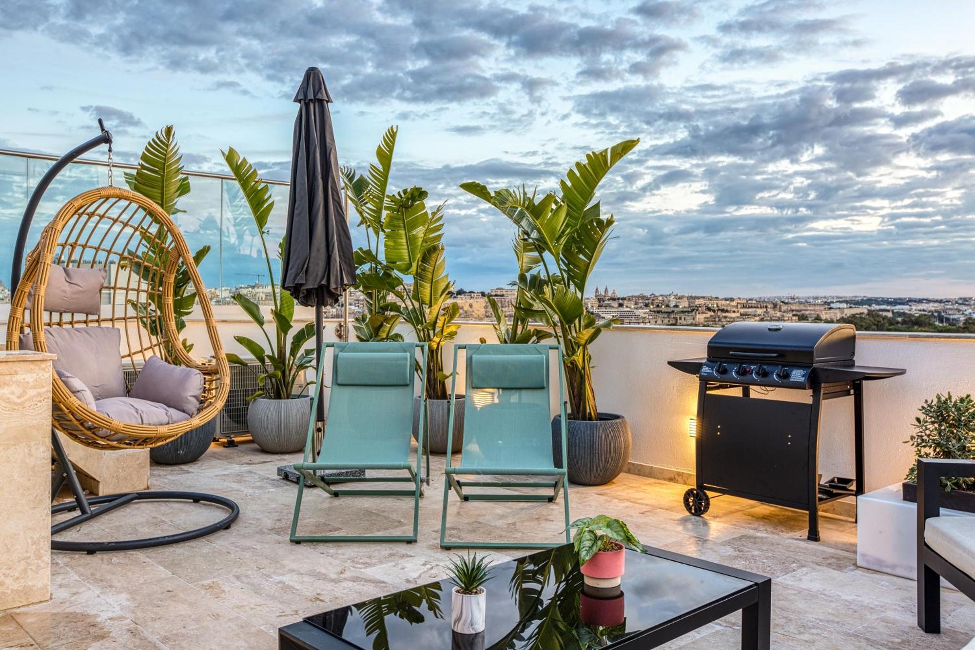 Mainstreet Designer 12 With Shared Rooftop Pool And Bbq * Sliema